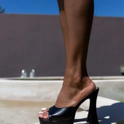 The Fashion Project Mules με τακούνι καμπάνα - Μαύρο 9 The Fashion Project Mules με τακούνι καμπάνα - Μαύρο -Γόβες Εκπτώσεις mules me takouni kampana 103598 gsok