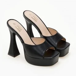 The Fashion Project Mules με τακούνι καμπάνα - Μαύρο 10 The Fashion Project Mules με τακούνι καμπάνα - Μαύρο -Γόβες Εκπτώσεις mules me takouni kampana 103598 hnzx