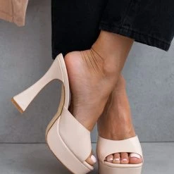 The Fashion Project Mules με τακούνι καμπάνα - Μπεζ