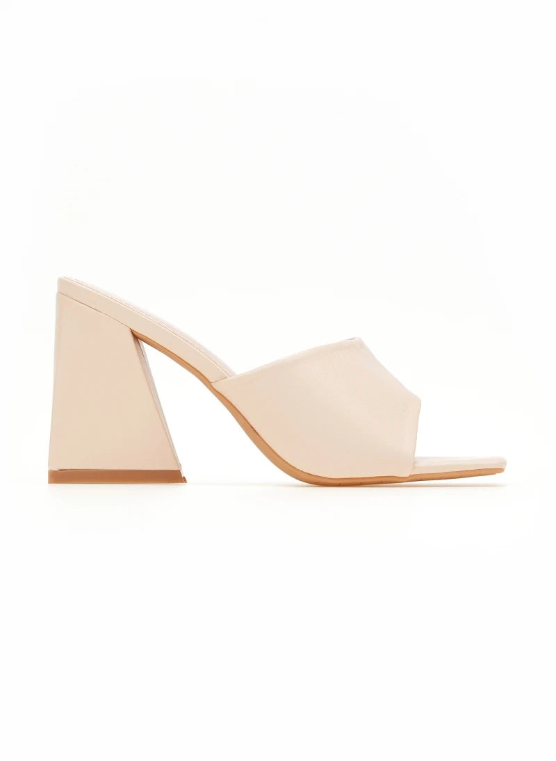 The Fashion Project Mules με τρίγωνο τακούνι - Μπεζ 1 The Fashion Project Mules με τρίγωνο τακούνι - Μπεζ