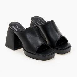 The Fashion Project Mules με χοντρό τακούνι και φιάπα - Μαύρο -Γόβες Εκπτώσεις mules me xontro takouni kai fiapa 101400 nxfc