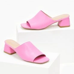 The Fashion Project Mules με χωστή φάσα - Φούξια 9 The Fashion Project Mules με χωστή φάσα - Φούξια -Γόβες Εκπτώσεις mules me xwsti fasa 100029 bk4u