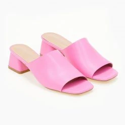 The Fashion Project Mules με χωστή φάσα - Φούξια 11 The Fashion Project Mules με χωστή φάσα - Φούξια -Γόβες Εκπτώσεις mules me xwsti fasa 100029 j0y8