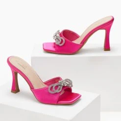 The Fashion Project Mules σατέν με Strass φιόγκο - Φούξια -Γόβες Εκπτώσεις mules saten me strass fiogko 103626 i9h7