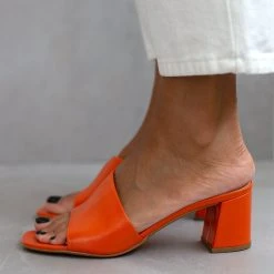 Mules με λοξή φάσα Tfp - Πορτοκαλί -Γόβες Εκπτώσεις mules tfp me loksi fasa 100385 9skv