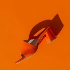 Mules με λοξή φάσα Tfp - Πορτοκαλί -Γόβες Εκπτώσεις mules tfp me loksi fasa 100385 bbfk