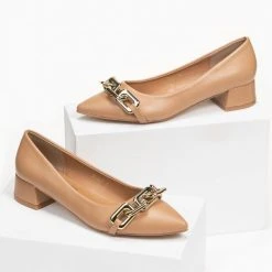 The Fashion Project Γόβες μυτερές με χαμηλό τακούνι - Κάμελ -Γόβες Εκπτώσεις mutera govakia me xamilo takouni 95513 7deg