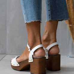 Πέδιλα δερμάτινα Estil με ξύλινη σόλα - Λευκό 13 Πέδιλα δερμάτινα Estil με ξύλινη σόλα - Λευκό -Γόβες Εκπτώσεις pedila dermatina estil me ksulini sola 105420 3k47