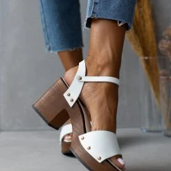 Πέδιλα δερμάτινα Estil με ξύλινη σόλα - Λευκό 10 Πέδιλα δερμάτινα Estil με ξύλινη σόλα - Λευκό -Γόβες Εκπτώσεις pedila dermatina estil me ksulini sola 105420 5c07