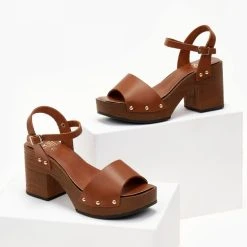 Πέδιλα δερμάτινα Estil με ξύλινη σόλα - Ταμπά 7 Πέδιλα δερμάτινα Estil με ξύλινη σόλα - Ταμπά -Γόβες Εκπτώσεις pedila dermatina estil me ksulini sola 105563 bjtb 1