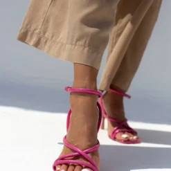 The Fashion Project Πέδιλα Glitter με στρογγυλά λουράκια - Φούξια -Γόβες Εκπτώσεις pedila glitter me stroggula lourakia 102023 eyiy