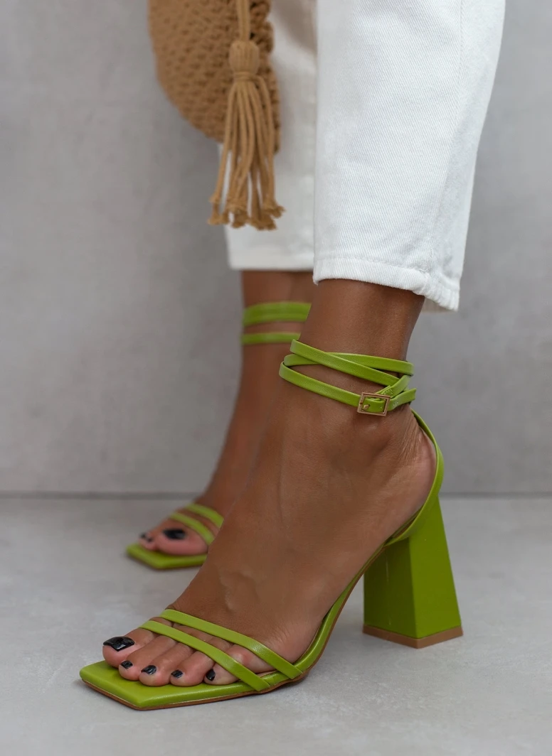 The Fashion Project Πέδιλα καρέ με λεπτά λουράκια - Πράσινο 1 The Fashion Project Πέδιλα καρέ με λεπτά λουράκια - Πράσινο