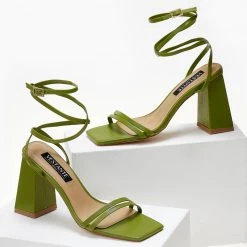 The Fashion Project Πέδιλα καρέ με λεπτά λουράκια - Πράσινο -Γόβες Εκπτώσεις pedila kare me lepta lourakia 104668 oev5