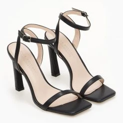 The Fashion Project Πέδιλα καρέ με λεπτή φάσα - Μαύρο -Γόβες Εκπτώσεις pedila kare me lepti fasa 100319 tljn