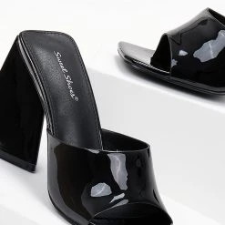 The Fashion Project Mules λουστρίνι με φαρδιά φάσα - Μαύρο 9 The Fashion Project Mules λουστρίνι με φαρδιά φάσα - Μαύρο -Γόβες Εκπτώσεις pedila loustrini me fardia fasa 101452 4l8y 1