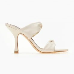 The Fashion Project Πέδιλα με διχρωμία στις φάσες - Μπεζ