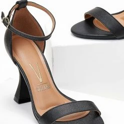 Πέδιλα με κλειστή φτέρνα και μπαρέτα VIZZANO 6462.101 - Μαύρο -Γόβες Εκπτώσεις pedila me kleisti fterna kai mpareta vizzano 64621 103014 9dlg