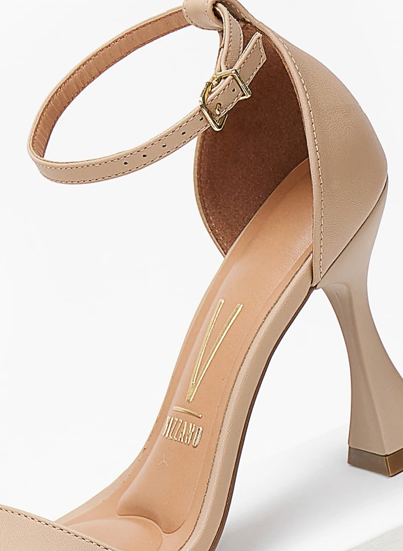 Πέδιλα με κλειστή φτέρνα και μπαρέτα VIZZANO 6462.101 - Μπεζ 5 Πέδιλα με κλειστή φτέρνα και μπαρέτα VIZZANO 6462.101 - Μπεζ - Image 5