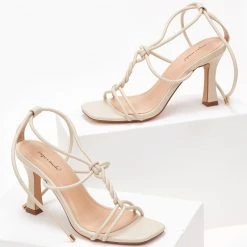 The Fashion Project Πέδιλα καρέ με κορδόνια - Μπεζ -Γόβες Εκπτώσεις pedila me lepta kordonia 101781 4dgs