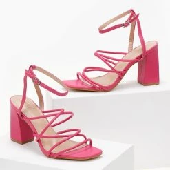 The Fashion Project Πέδιλα με λεπτά λουράκια με μπαρέτα - Φούξια -Γόβες Εκπτώσεις pedila me lepta lourakia me mpareta 101554 79cs