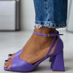 Πέδιλα με τακούνι καμπάνα VIZZANO 6464.106 - Μωβ