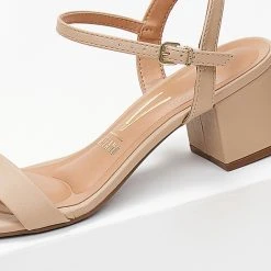 Πέδιλα με χαμηλό τακούνι και μπαρέτα VIZZANO 6291.900 - Μπεζ -Γόβες Εκπτώσεις pedila me xamilo takouni kai mpareta vizzano 62919 102976 sc37