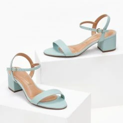 Πέδιλα με χαμηλό τακούνι και μπαρέτα VIZZANO 6291.900 - Γαλάζιο 9 Πέδιλα με χαμηλό τακούνι και μπαρέτα VIZZANO 6291.900 - Γαλάζιο -Γόβες Εκπτώσεις pedila me xamilo takouni kai mpareta vizzano 62919 102977 liby