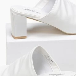 The Fashion Project Mules με φαρδιά φάσα - Λευκό 6 The Fashion Project Mules με φαρδιά φάσα - Λευκό -Γόβες Εκπτώσεις pedila mules me fardia fasa 87136 r1nw