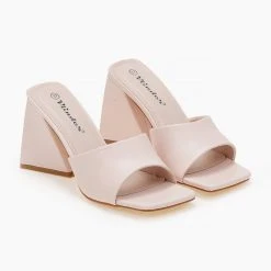 The Fashion Project Mules με ιδιαίτερο τακούνι - Nude 9 The Fashion Project Mules με ιδιαίτερο τακούνι - Nude -Γόβες Εκπτώσεις pedila mules me idiaitero takouni 101429 g1x9