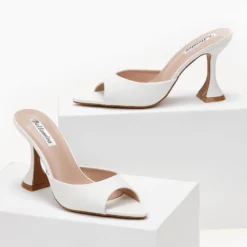 The Fashion Project Mules μυτερά με ιδιαίτερο τακούνι - Λευκό -Γόβες Εκπτώσεις pedila mutera me idiaitero takouni 101443 ytws