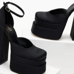 Πέδιλα Platform Estil με μπαρέτα - Μαύρο 9 Πέδιλα Platform Estil με μπαρέτα - Μαύρο -Γόβες Εκπτώσεις pedila platform estil me mpareta 103682 b2c1