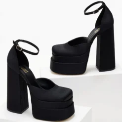 Πέδιλα Platform Estil με μπαρέτα - Μαύρο 12 Πέδιλα Platform Estil με μπαρέτα - Μαύρο -Γόβες Εκπτώσεις pedila platform estil me mpareta 103682 l5ht