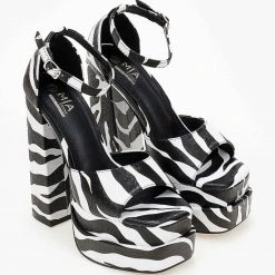 The Fashion Project Πέδιλα Platform με Animal Print - Zebra 12 The Fashion Project Πέδιλα Platform με Animal Print - Zebra -Γόβες Εκπτώσεις pedila platform me animal print 104238 0igg