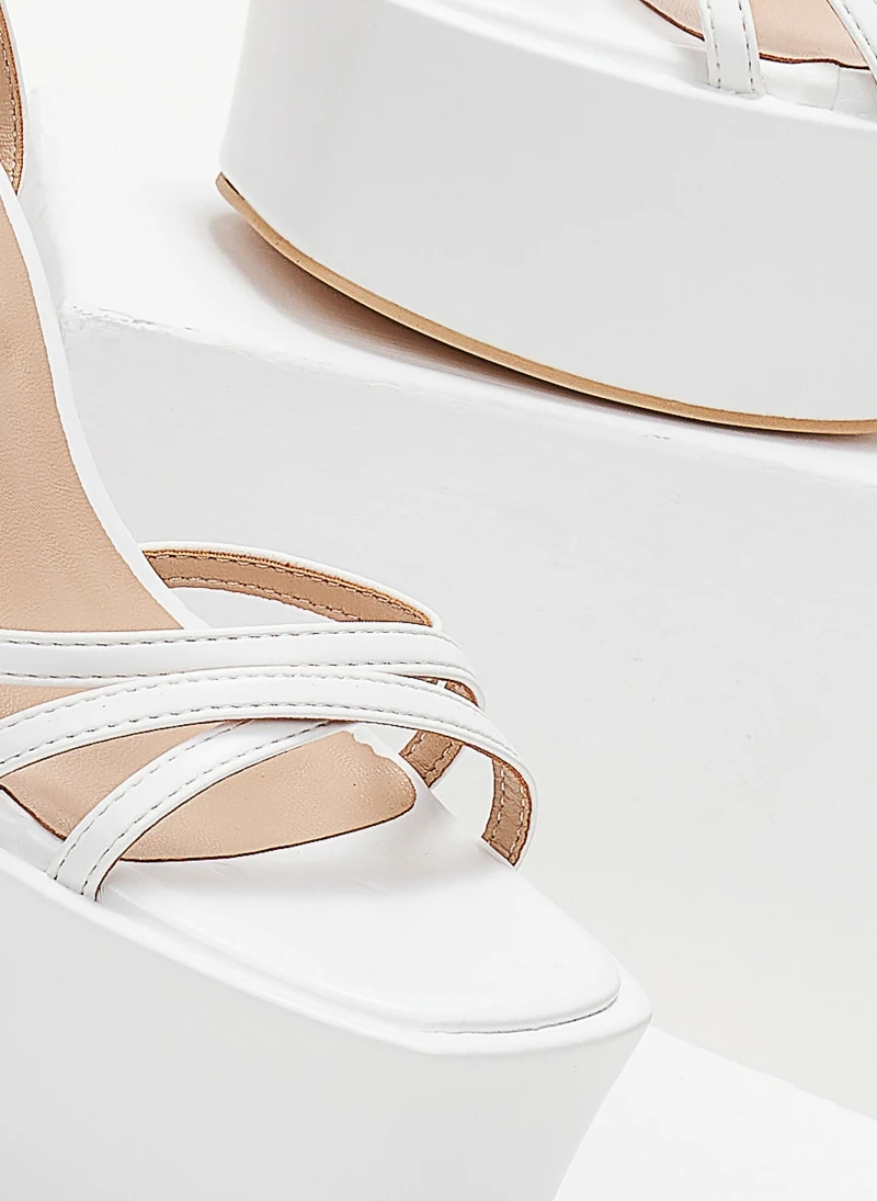 The Fashion Project Πέδιλα Platform με μπαρέτα - Λευκό 5 The Fashion Project Πέδιλα Platform με μπαρέτα - Λευκό - Image 5