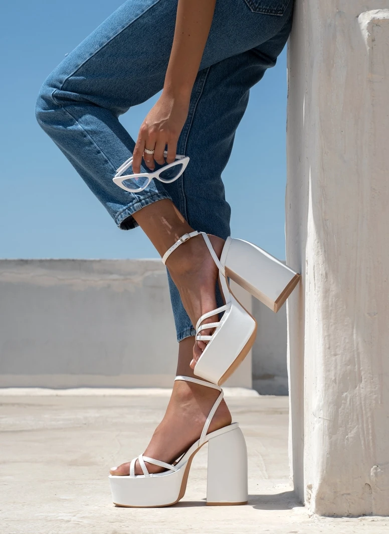 The Fashion Project Πέδιλα Platform με μπαρέτα - Λευκό 1 The Fashion Project Πέδιλα Platform με μπαρέτα - Λευκό