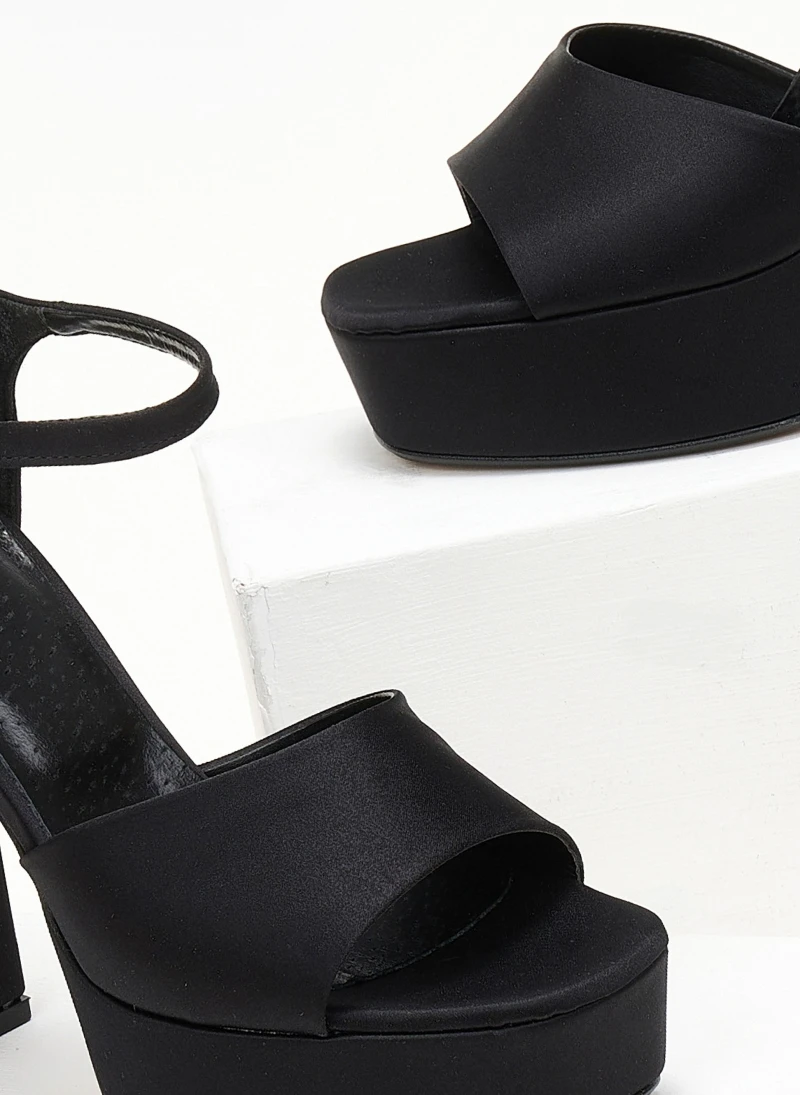 Πέδιλα Platform με μπαρέτα TFP - Μαύρο 7 Πέδιλα Platform με μπαρέτα TFP - Μαύρο - Image 7