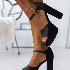 Πέδιλα Platform με μπαρέτα TFP - Μαύρο