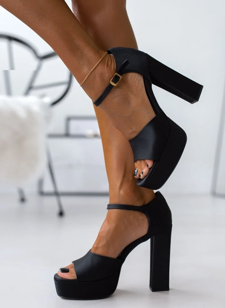 Πέδιλα Platform με μπαρέτα TFP - Μαύρο 1 Πέδιλα Platform με μπαρέτα TFP - Μαύρο