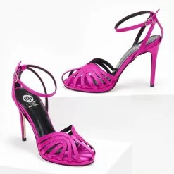 Πέδιλα ρετρό σατέν με μπαρέτα Tfp - Magenta -Γόβες Εκπτώσεις pedila retro saten me mpareta tfp 108635 y4tm