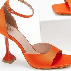 Πέδιλα σατέν Estil με ιδιαίτερο τακούνι - Πορτοκαλί -Γόβες Εκπτώσεις pedila saten estil me idiaitero takouni 103680 4r3x