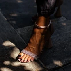 The Fashion Project Πέδιλα σατέν με ιδιαίτερο τακούνι - Σομόν -Γόβες Εκπτώσεις pedila saten me idiaitero takouni 107243 zak9 1