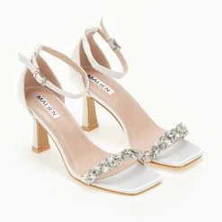 The Fashion Project Πέδιλα σατέν με πέτρες - Λευκό -Γόβες Εκπτώσεις pedila saten me petres 105231 wjd5