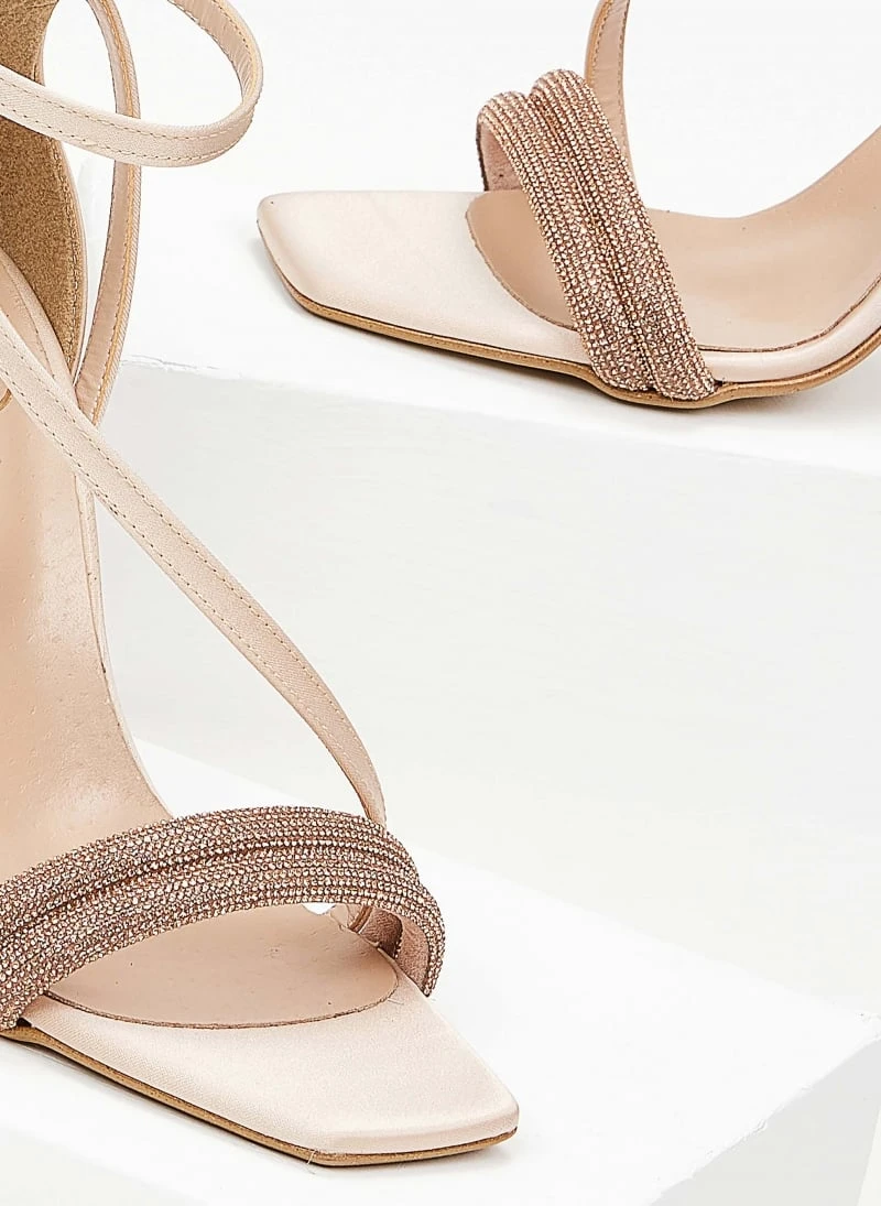 Πέδιλα σατέν TFP με διπλή σειρά Strass - Nude 5 Πέδιλα σατέν TFP με διπλή σειρά Strass - Nude - Image 5