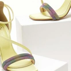 Πέδιλα σατέν TFP με διπλή σειρά Strass - Κίτρινο -Γόβες Εκπτώσεις pedila saten tfp me dipli seira strass 104762 se2o