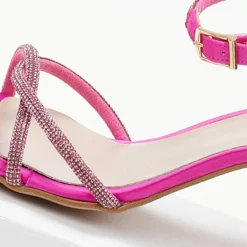 Πέδιλα σατέν TFP με λεπτά Strass - Φούξια 11 Πέδιλα σατέν TFP με λεπτά Strass - Φούξια -Γόβες Εκπτώσεις pedila saten tfp me lepta strass 105140 zpg0