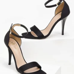 Πέδιλα σατέν TFP με μπαρέτα - Μαύρο 9 Πέδιλα σατέν TFP με μπαρέτα - Μαύρο -Γόβες Εκπτώσεις pedila saten tfp me mpareta 100446 wk7b