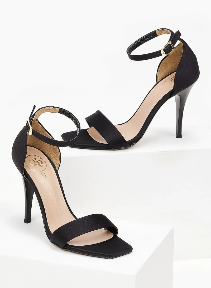 Πέδιλα σατέν TFP με μπαρέτα - Μαύρο 3 Πέδιλα σατέν TFP με μπαρέτα - Μαύρο - Image 3