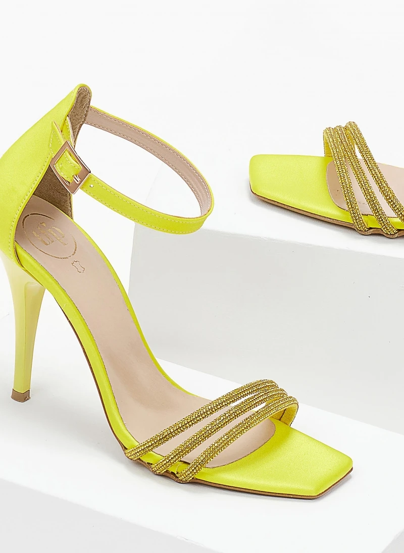 Πέδιλα σατέν TFP με Strass λουράκια - Κίτρινο 4 Πέδιλα σατέν TFP με Strass λουράκια - Κίτρινο - Image 4
