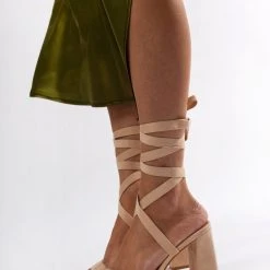 The Fashion Project Πέδιλα Suede με κορδόνια - Μπεζ -Γόβες Εκπτώσεις pedila suede me kordonia 100352 48x0 1