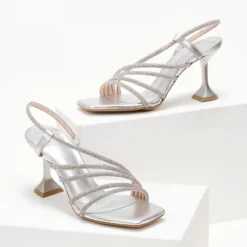 Πέδιλα TFP δερμάτινα με ιριδίζον Strass - Ασημί 11 Πέδιλα TFP δερμάτινα με ιριδίζον Strass - Ασημί -Γόβες Εκπτώσεις pedila tfp dermatina me iridizon strass 105388 68wy